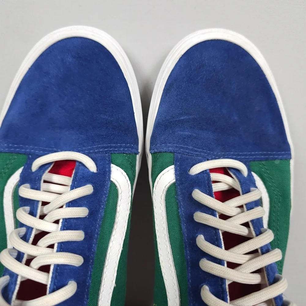Vans minor signs